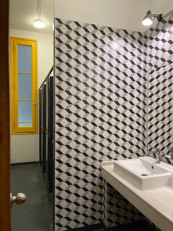 The Loft House Barcelona Pansiyon Hostel