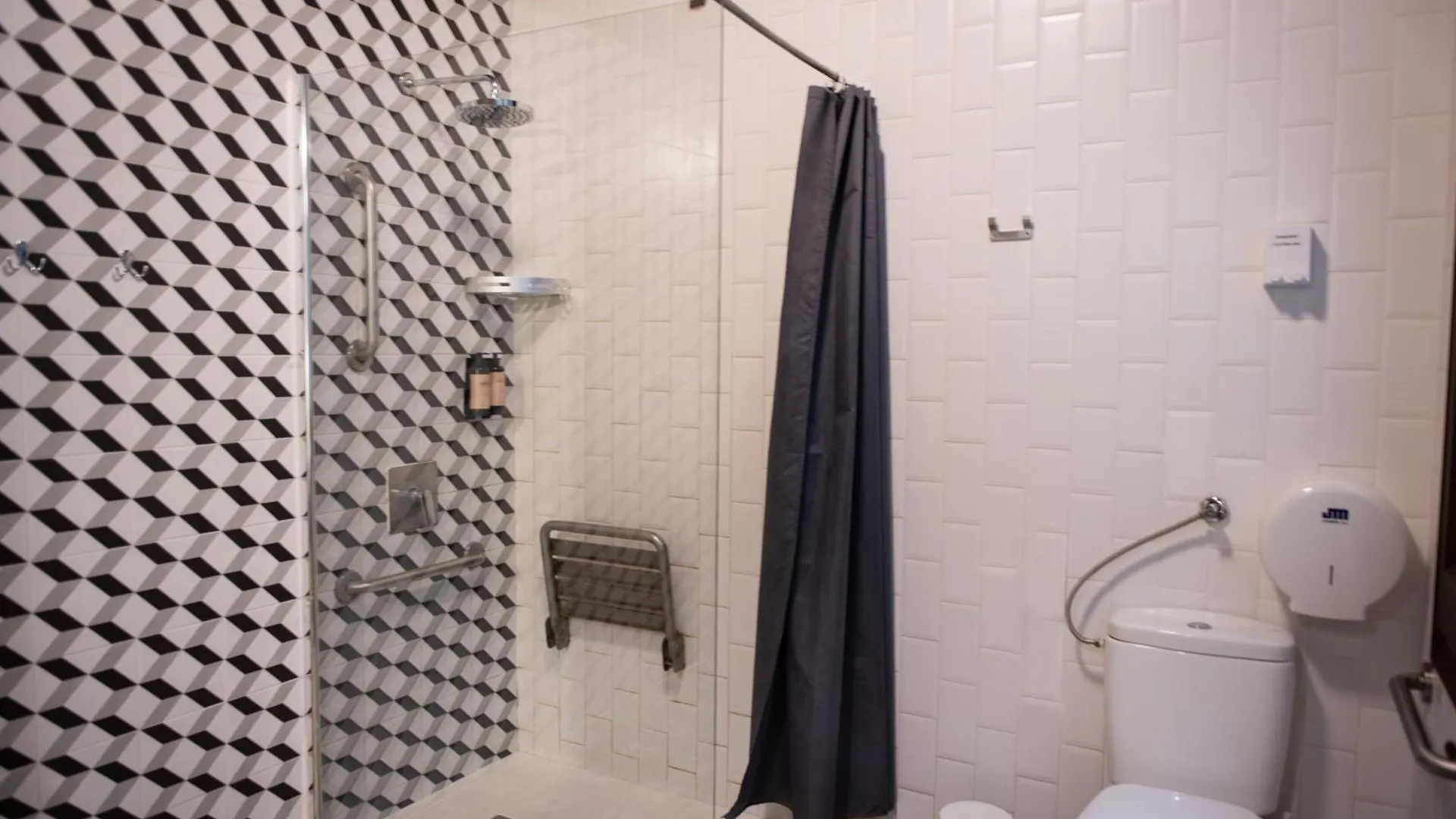 The Loft House Barcelona Pansiyon İspanya