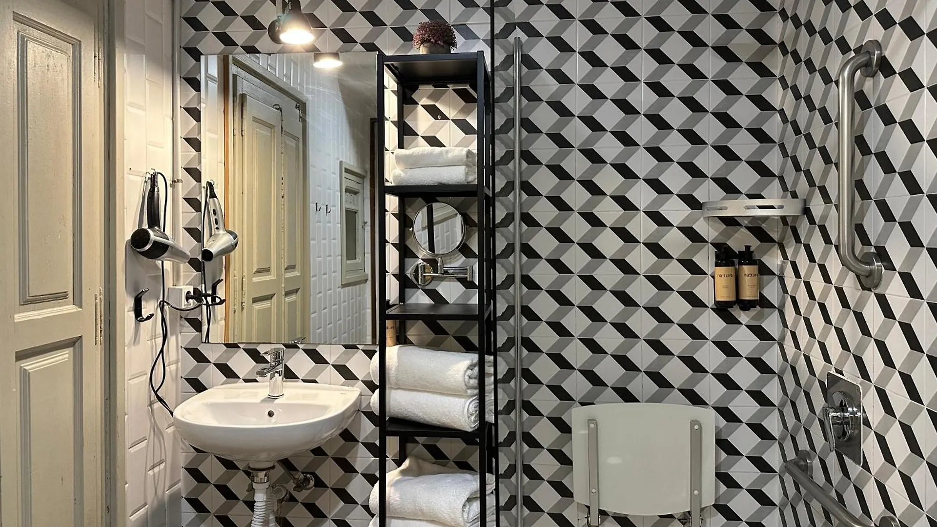 Albergue The Loft House Barcelona Hostal