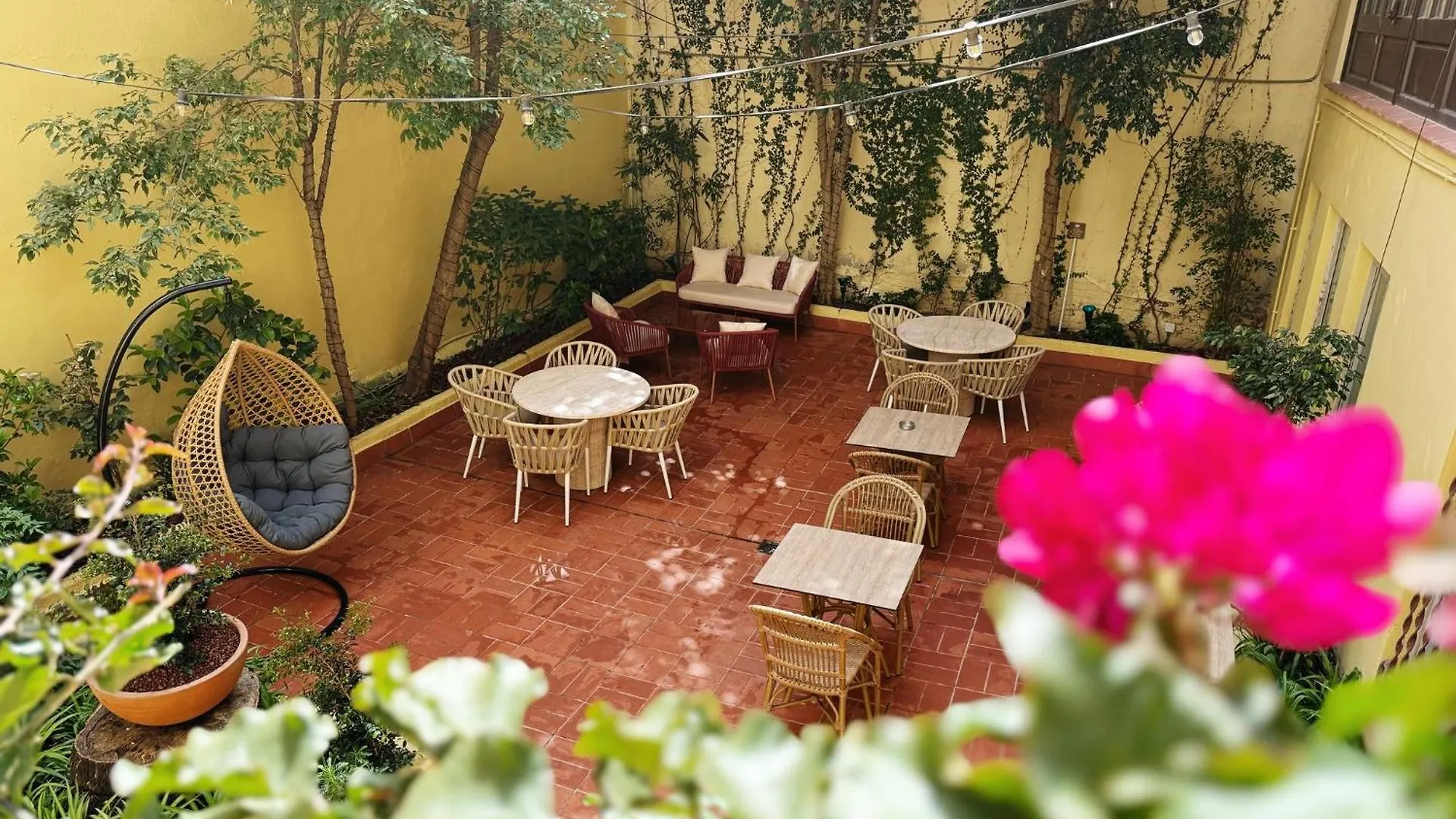 Hostal Albergue The Loft House Barcelona
