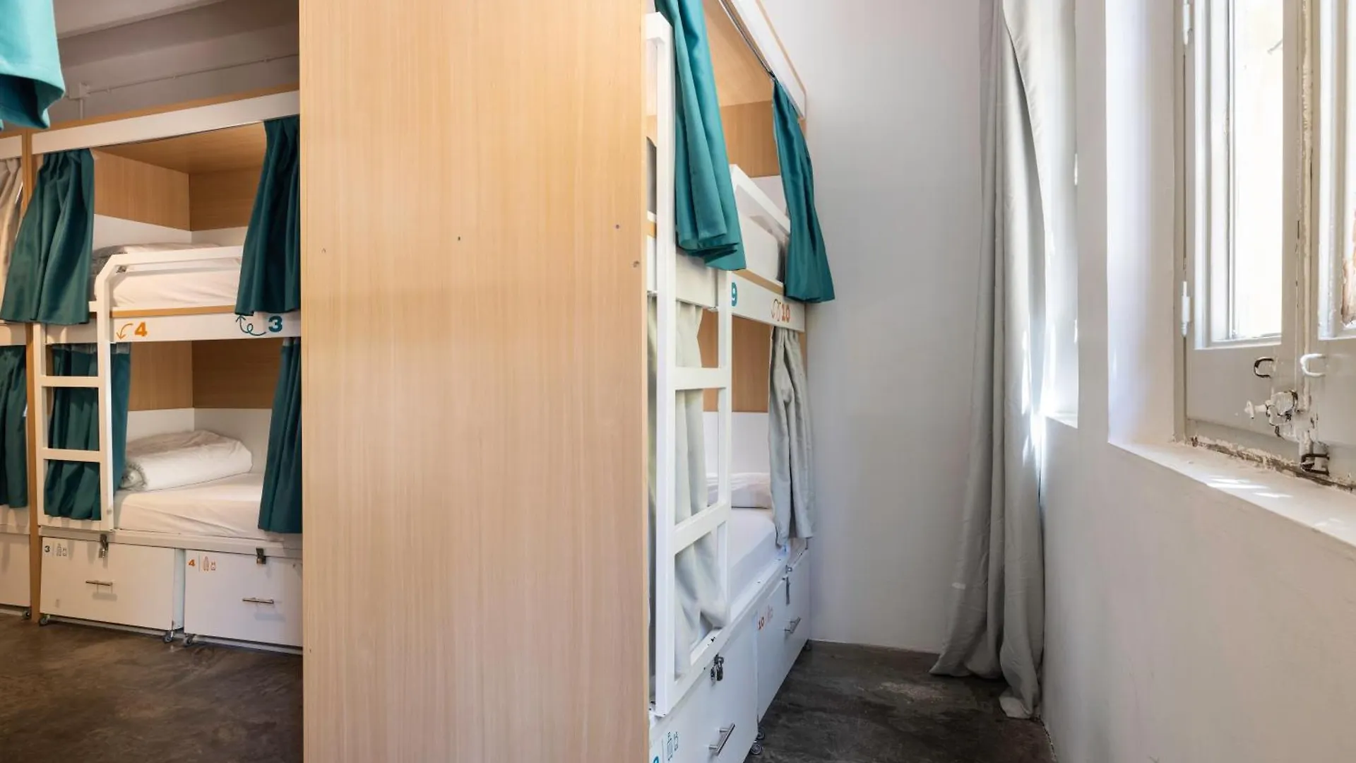 The Loft House Barcelona Hostel Ισπανία