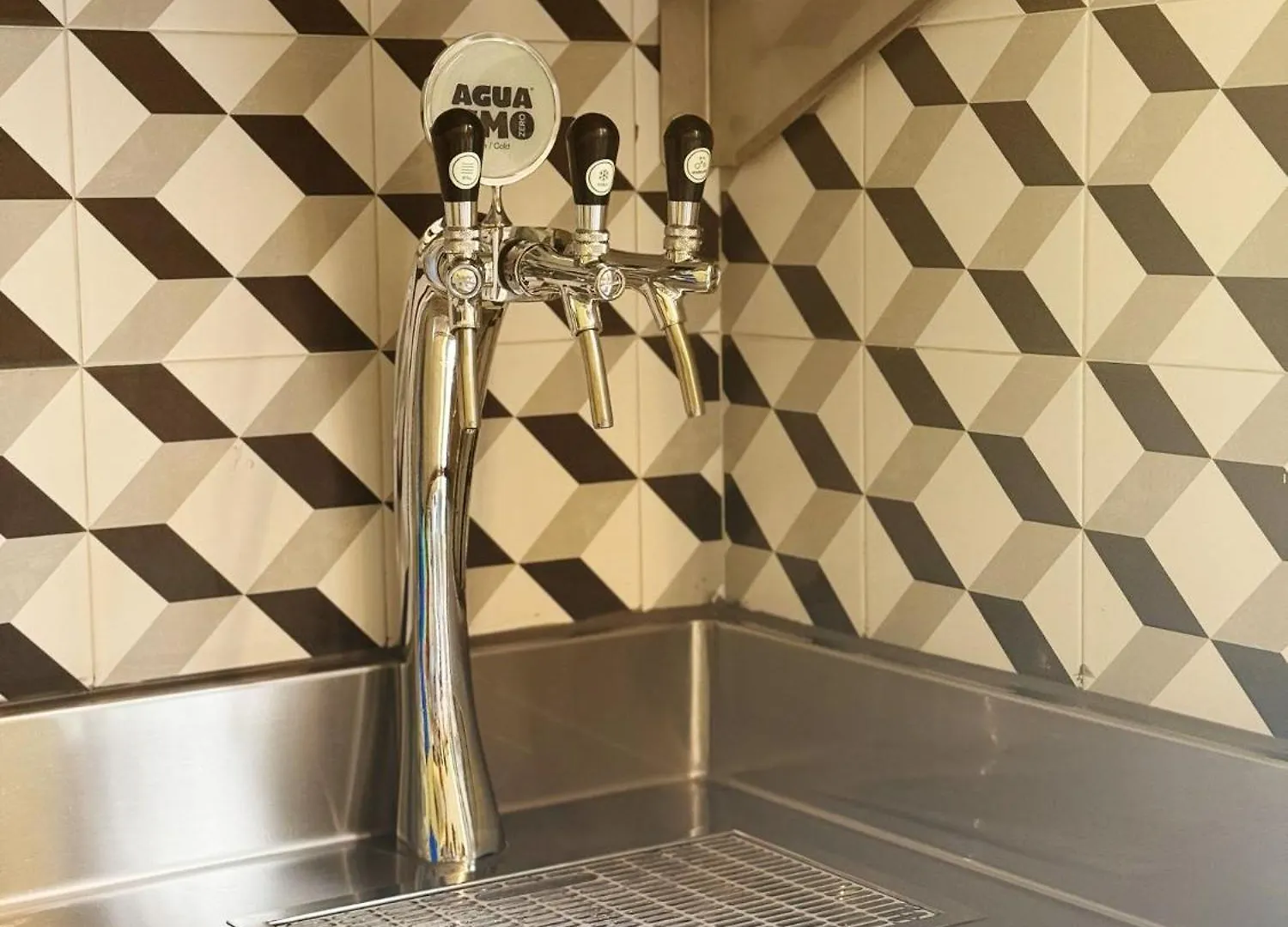 The Loft House Barcelona Hostel