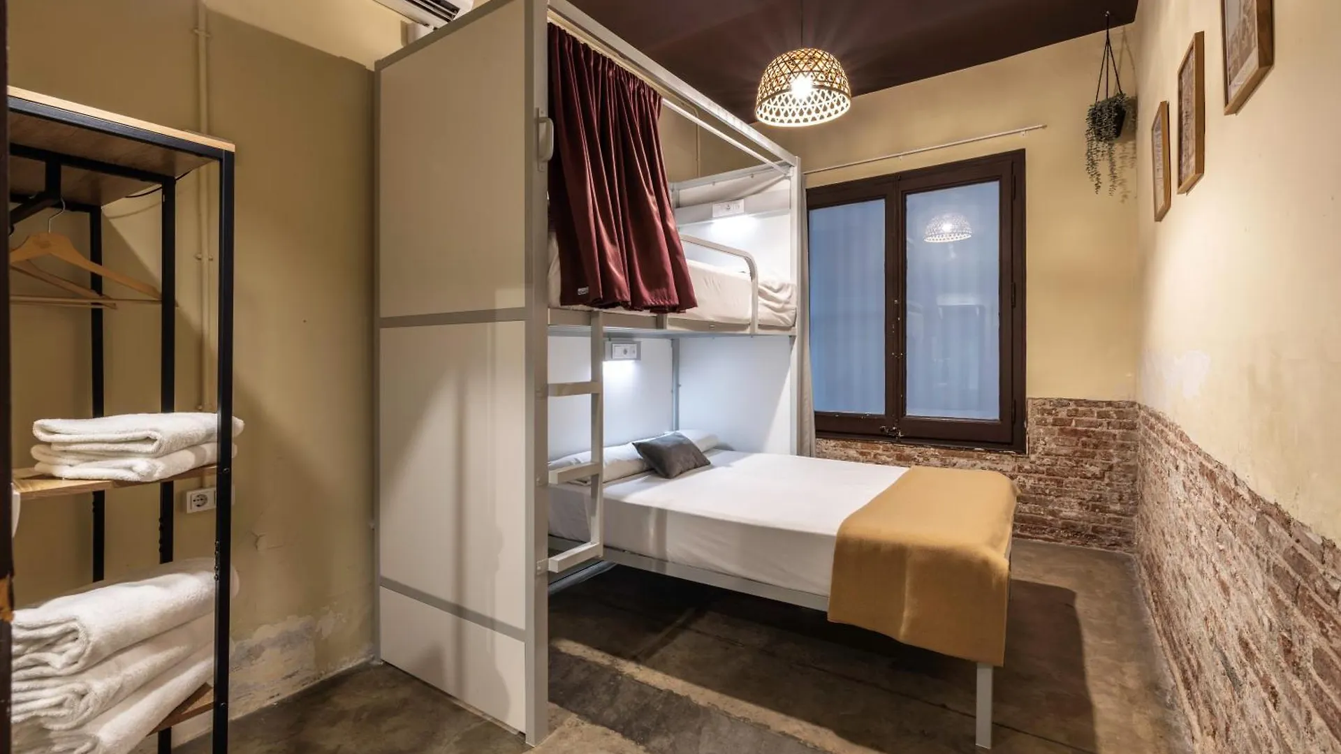 Hostal Albergue The Loft House Barcelona
