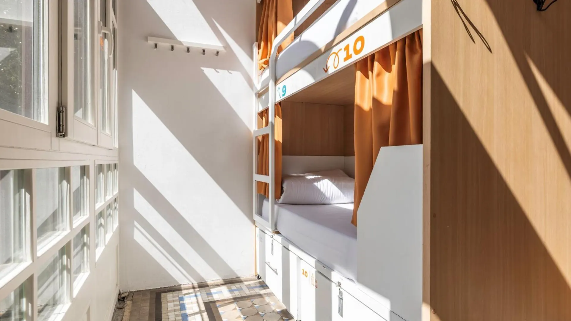 Hostal Albergue The Loft House Barcelona